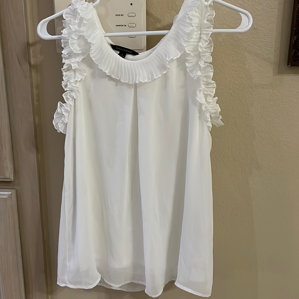 White 2 layer banana Republic top white size small